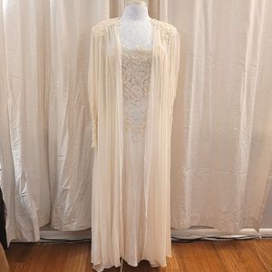 RARE Vintage/ Antique Women's Night Gown and Robe Set Ivory Floral Lace Set Silk